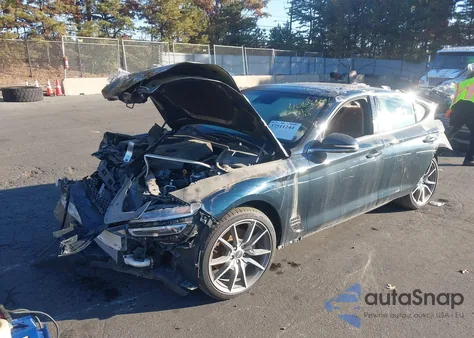 2022 Genesis G70 2.0T Awd z USA, uszkodzony, nr VIN KMTG34TA1NU092657